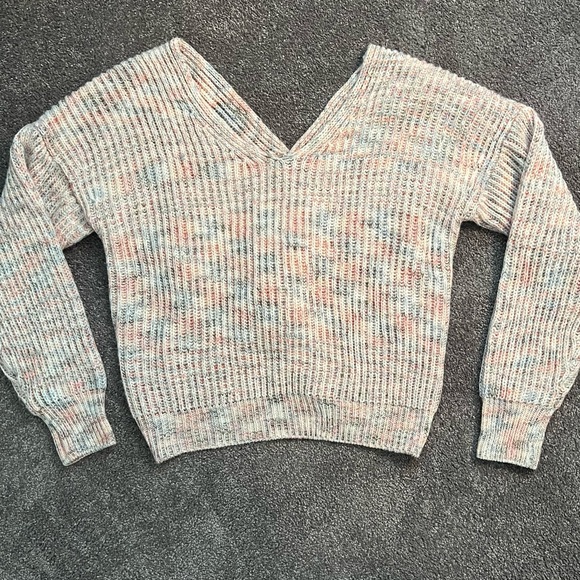 Knot sweater - Picture 2 of 8